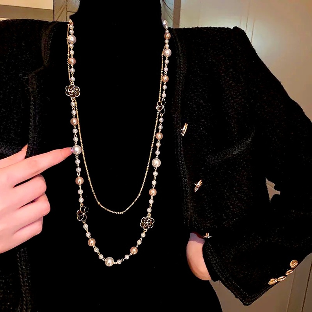 Fancy stylish long necklace